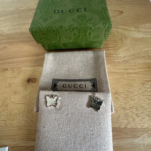 Gucci .925 🦋 Stud Earrings